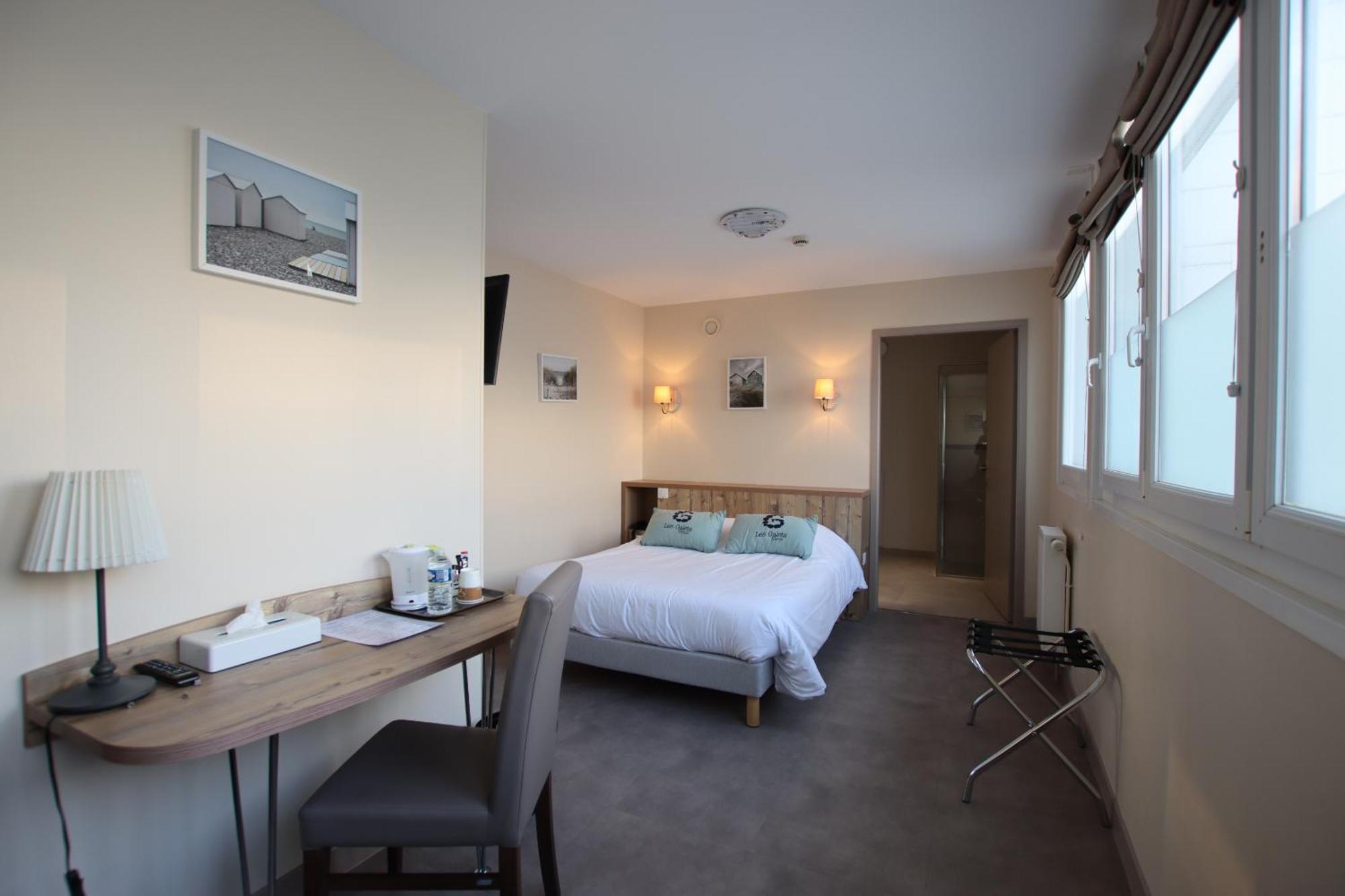 Hotel Les Galets Bleus كايو سور مير الغرفة الصورة